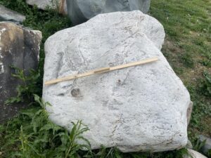 Валун гранит 2 тонны