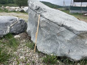 Валун гранит серый 5 тонн